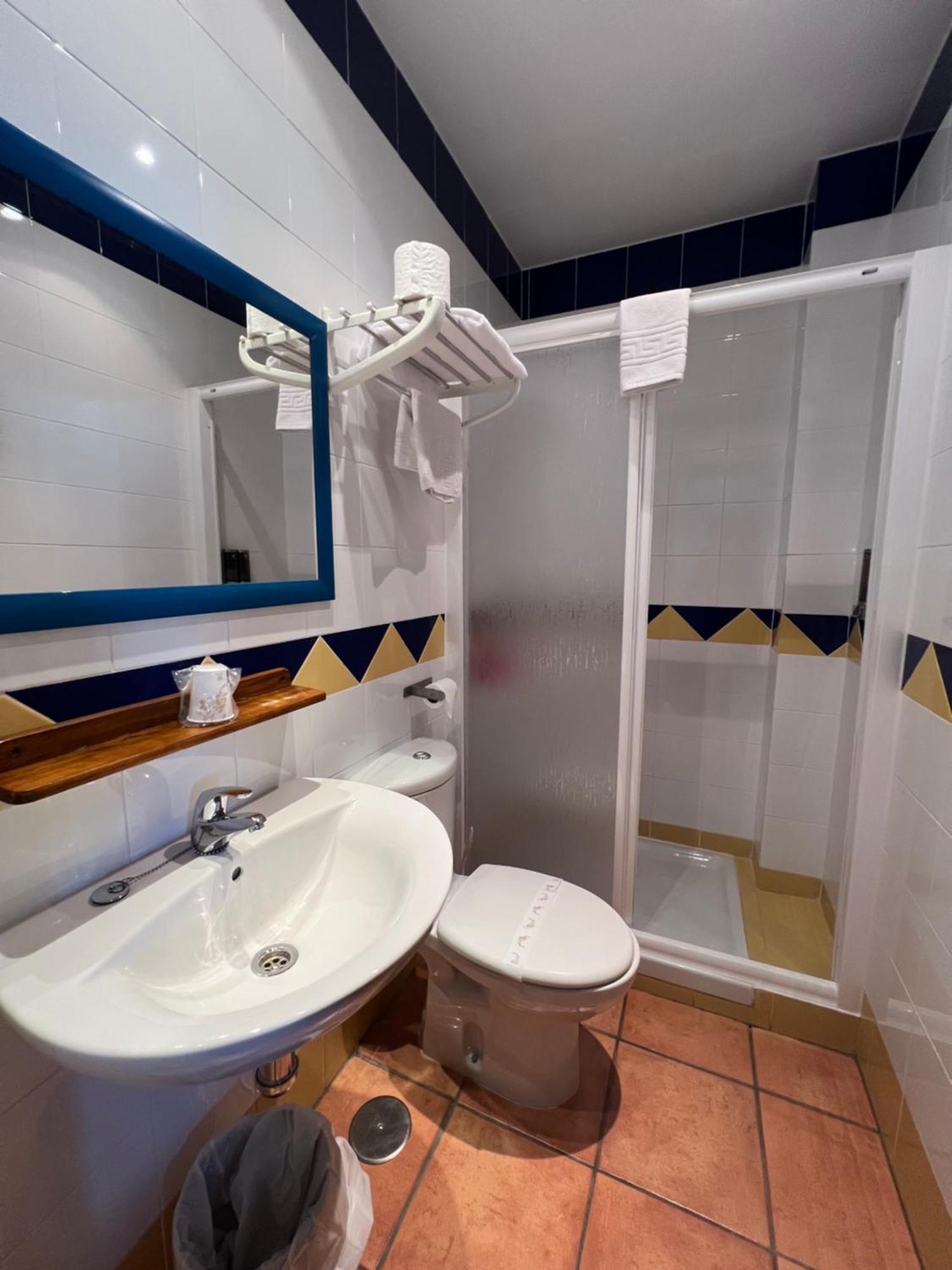 Real Guest house *